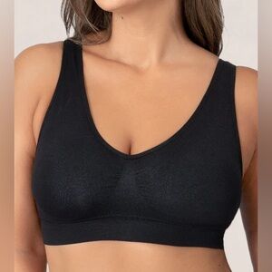 NWT Truekind Everyday Throw On Wireless Bralette Black Seamless Comfort Bra XS